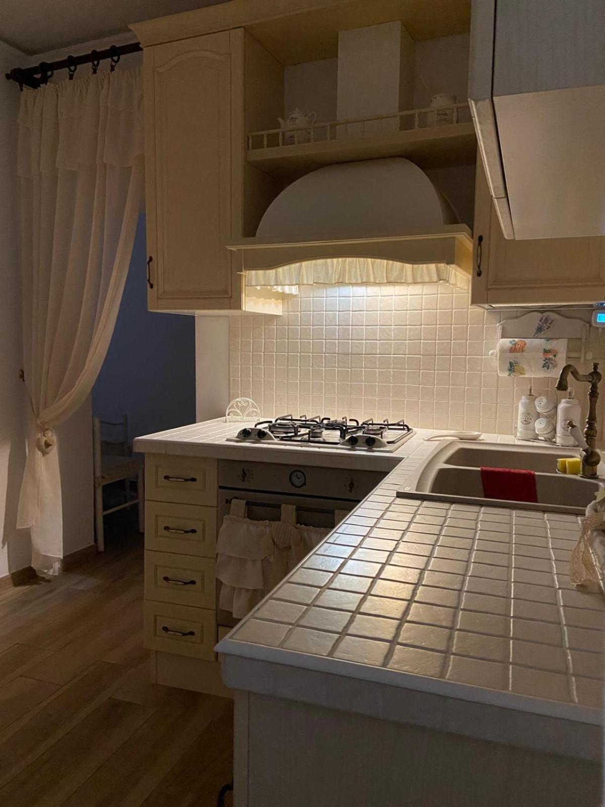Le Stanze Del Castello Apartment Ascoli Satriano Exterior photo